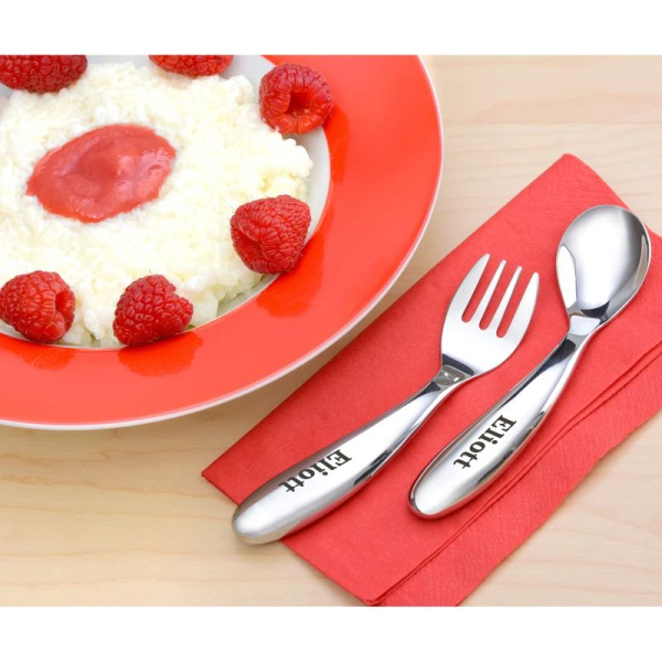 Personalised ergonomic cutlery for babies Personalised ergonomic cutlery for babies
