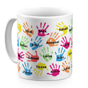 Mug with children's hands personalised with their first name Mug with children's hands personalised with their first name