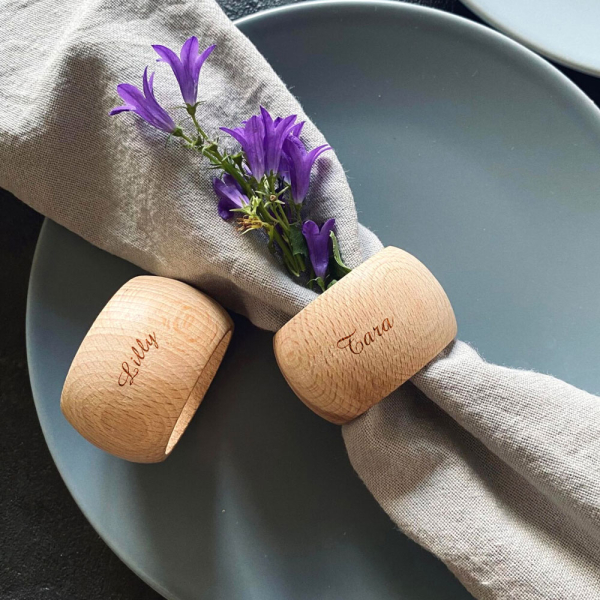 Wooden napkin ring with name Wooden napkin ring with name