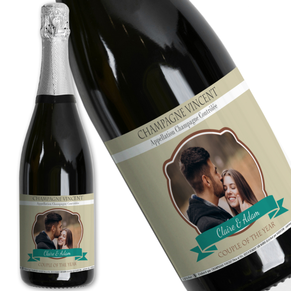 Personalised champagne photo crest