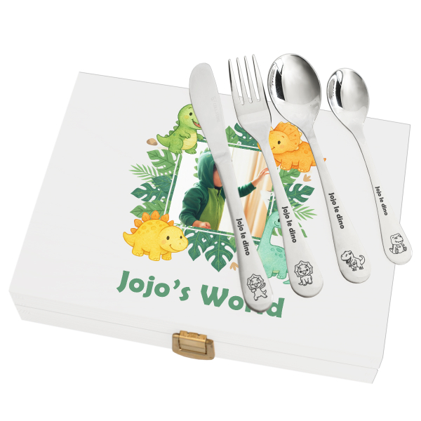 Personalised children�s cutlery set with dinosaurs and photo